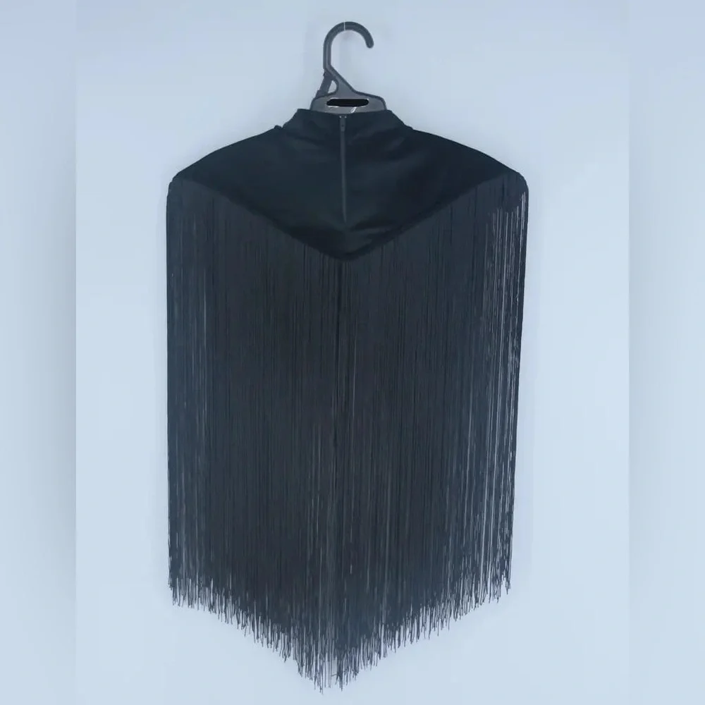 Tassel Trim Mock Neck Crop Shawl Cloak - Picture 5 of 6